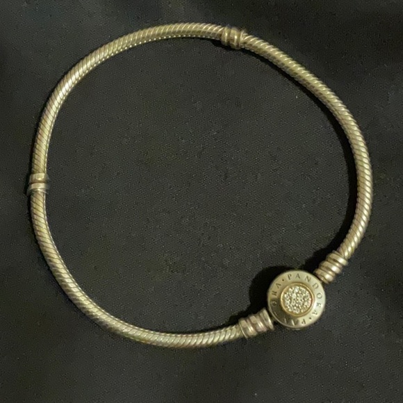 Pandora logo pave’ bracelet silver and 14k gold - Picture 2 of 5